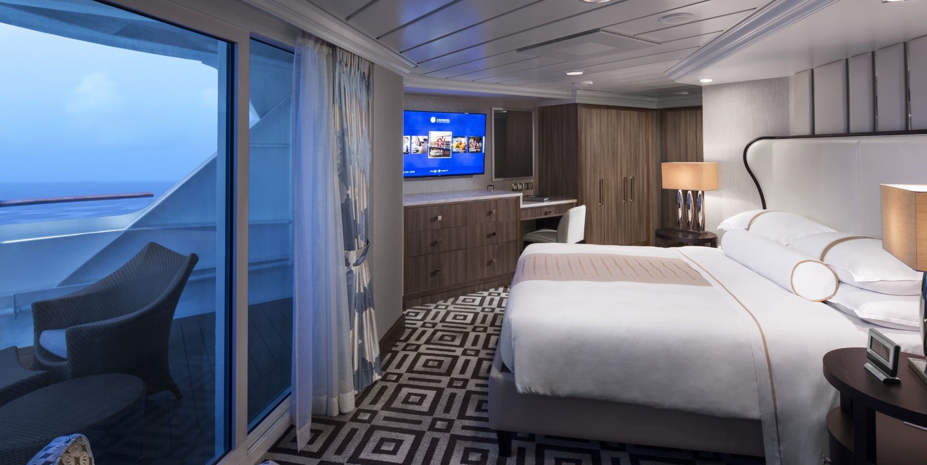 cruise ship stateroom