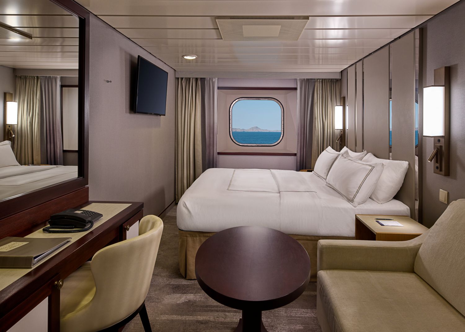 stateroom
